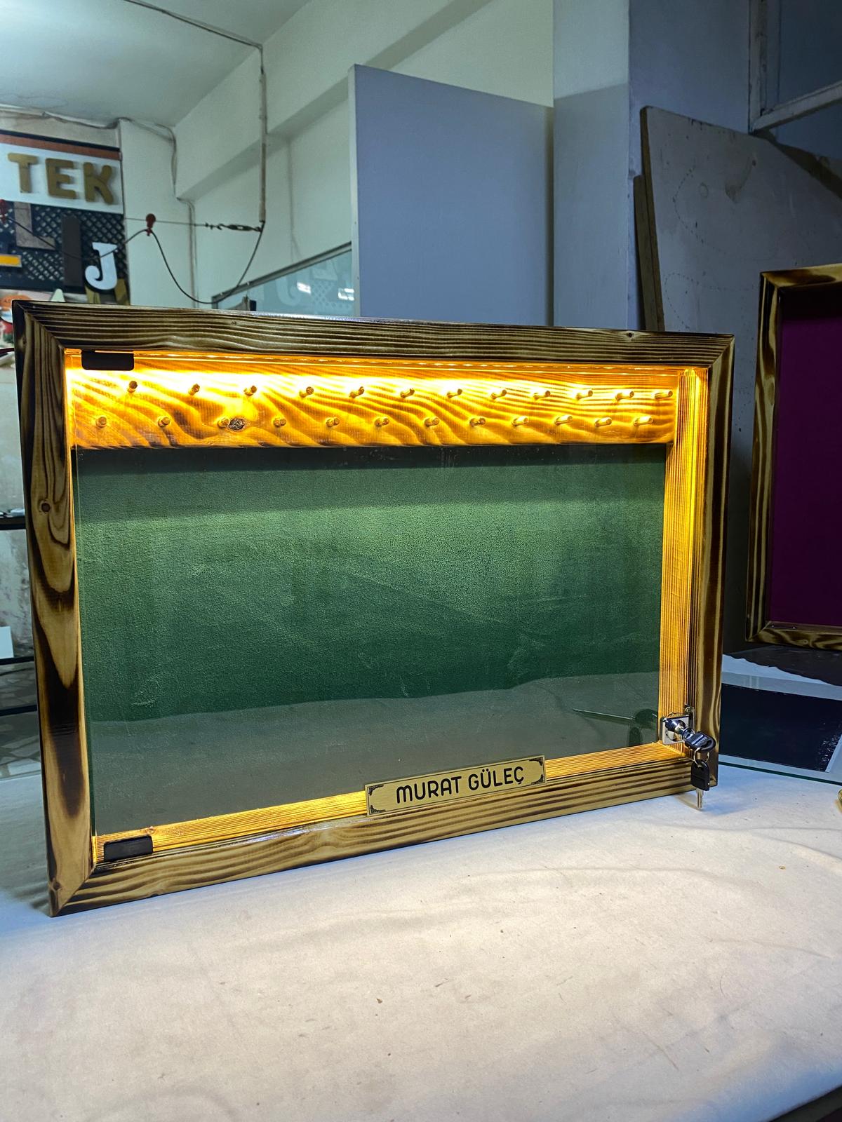 koleksiyonkutu 70x50 cm Tesbih vitrini 70x50 cm Tesbih vitrini