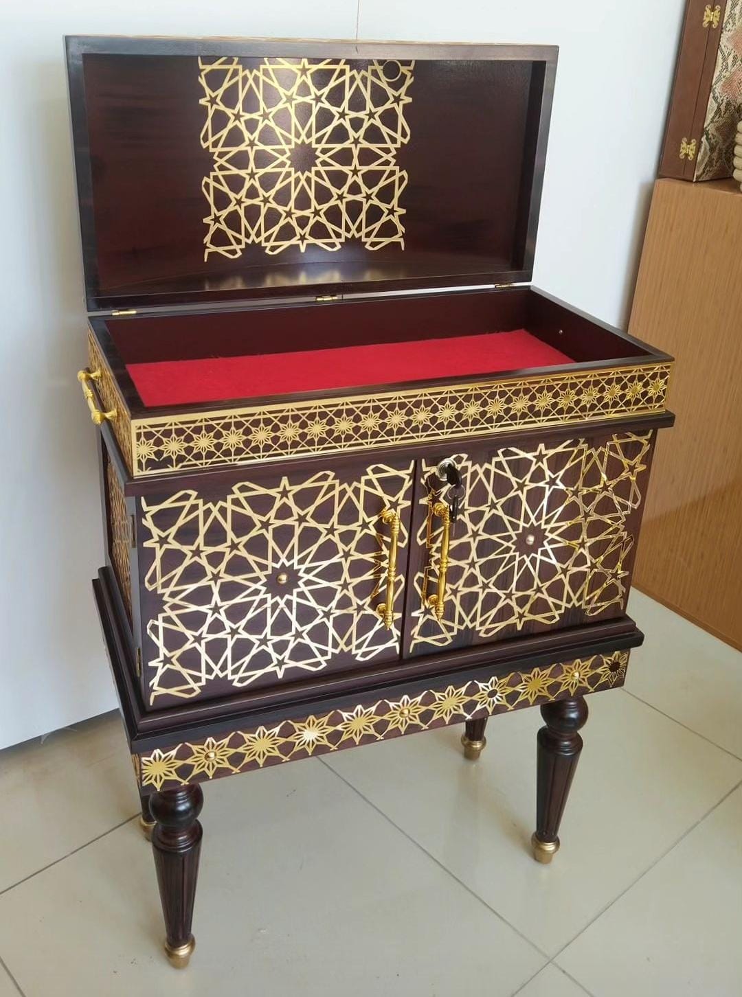 koleksiyonkutu Özel tesbih &karısık tesbih dolabı Özel tesbih &karısık tesbih dolabı