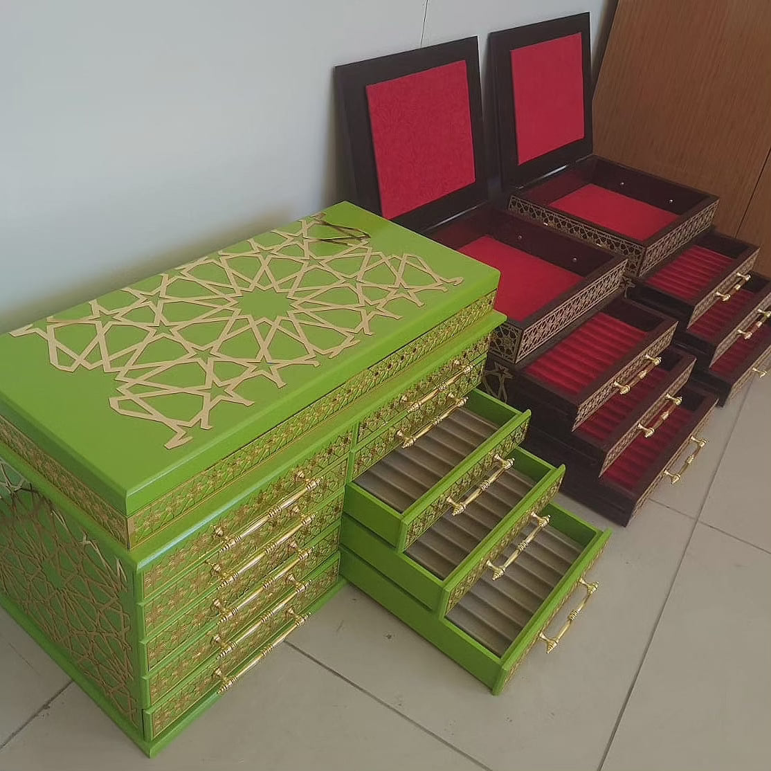 koleksiyonkutu Tesbih mobilya dolabı Tesbih mobilya dolabı
