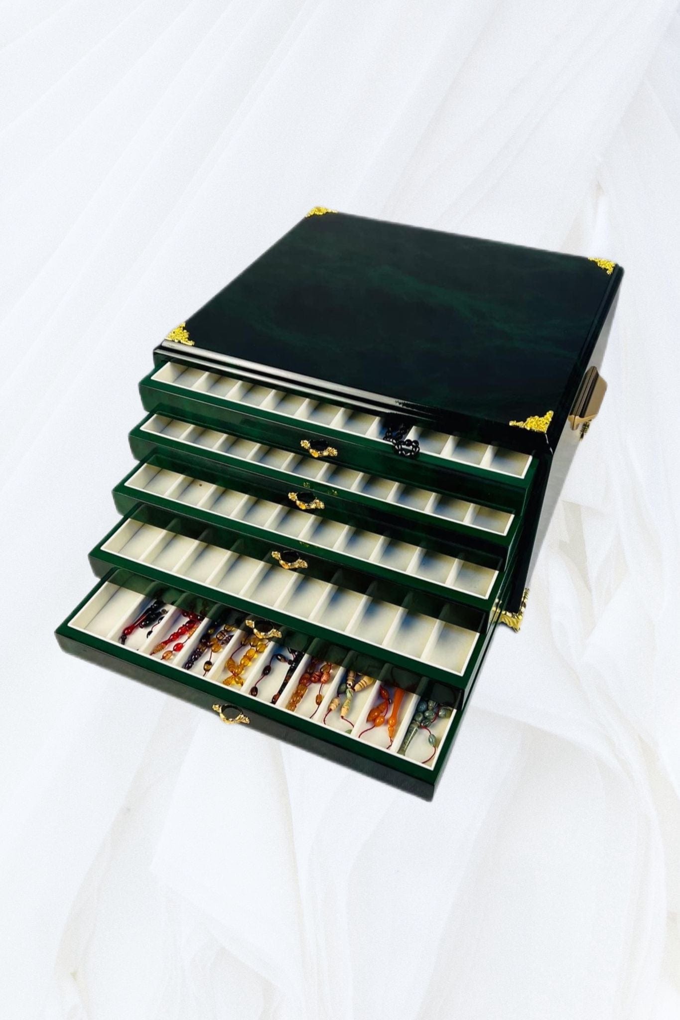 koleksiyonkutu Vip tesbih dolabı Vip tesbih dolabı