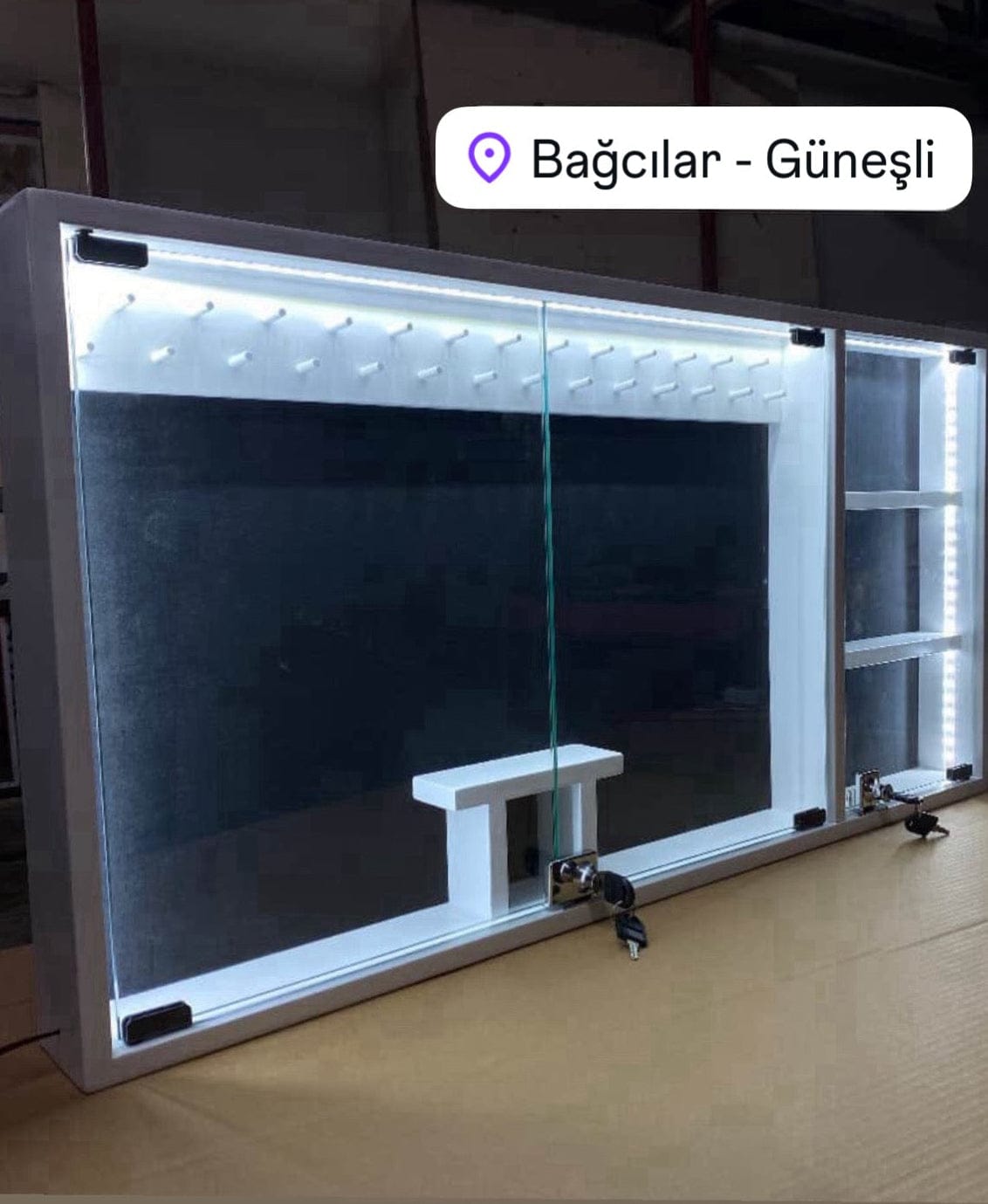 Koleksiyonkutu Tesbih &karışık takı dolabı vitrini Tesbih &karışık takı dolabı vitrini