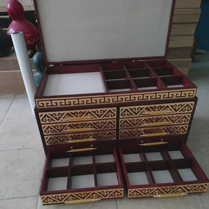 koleksiyonkutu Tesbih &saat& karışık takı dolabı tasarımı Tesbih &saat& karışık takı dolabı tasarımı