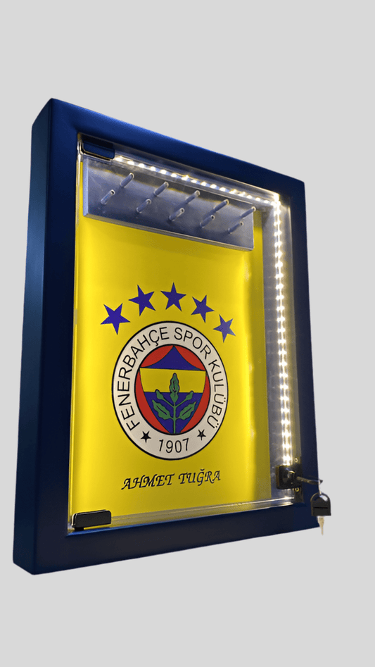 koleksiyonkutu Fenerbahçe Amblemli 50x40 cm Tespih Vitrini Fenerbahçe Amblemli 50x40 cm Tespih Vitrini